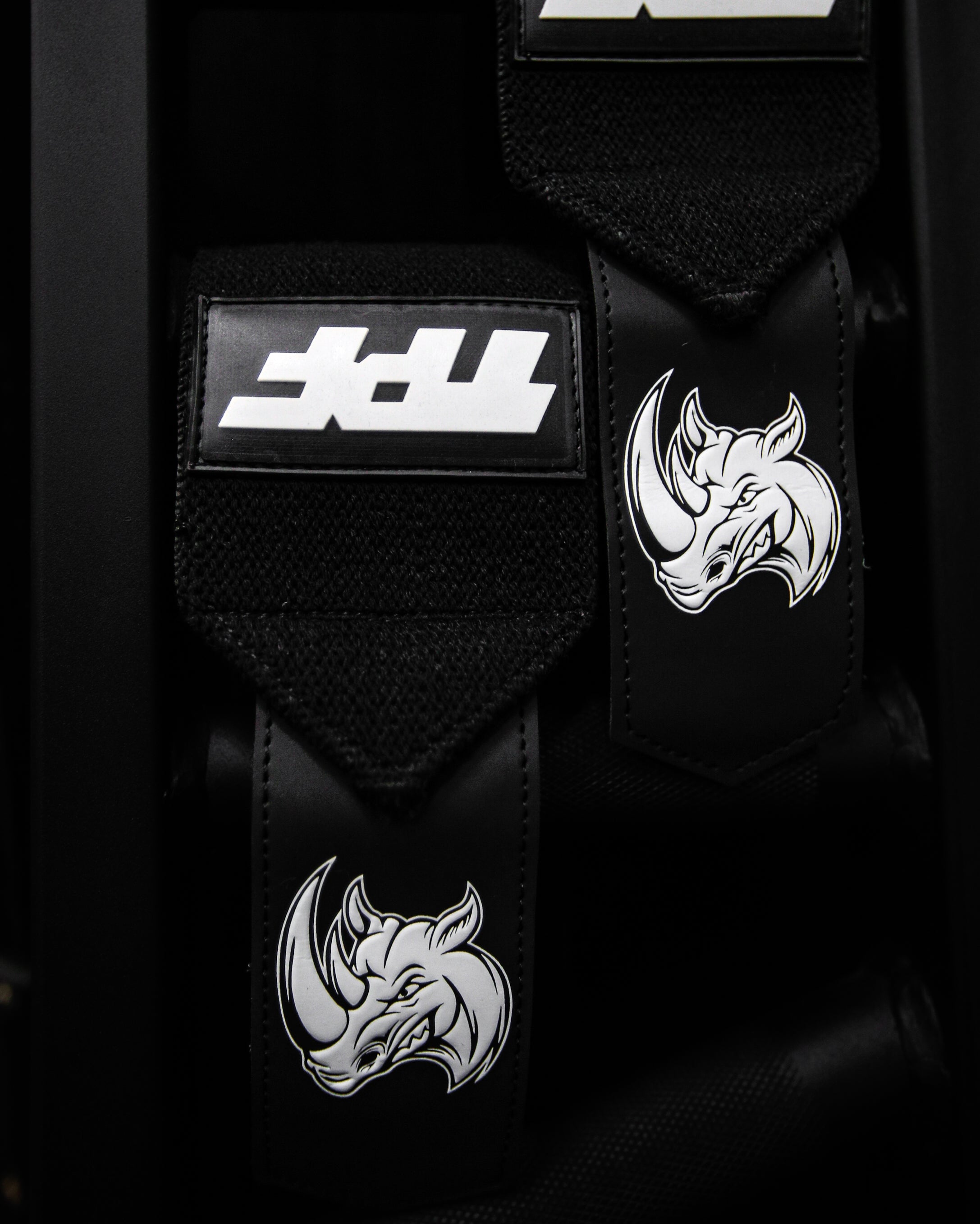 THE PERFECT WRIST WRAPS